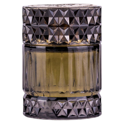 Sharaf the Club Extrait de Parfum 100ml - en lyxig doft med intensiva noter, perfekt för självförtroende och elegans. Upplev en oemotståndlig doft.